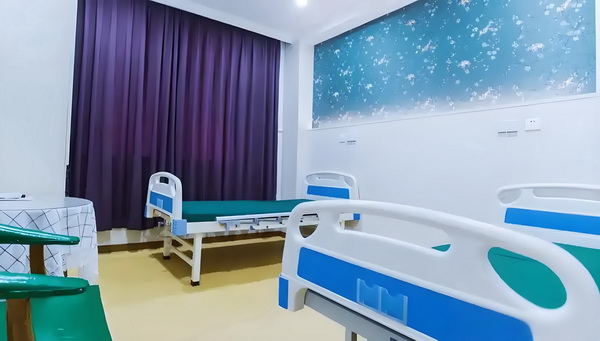 人才落户难吗_《长安的荔枝》满意度居暑期档以来第二位，为大鹏导演作品最高分 而非的公共设豪华施