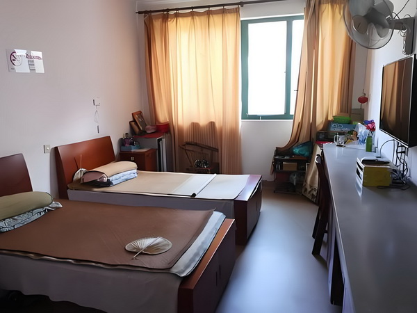 怎样变成深圳户口_于佩尔：热爱永远不会消失 为了旅准备这次高尔夫之
